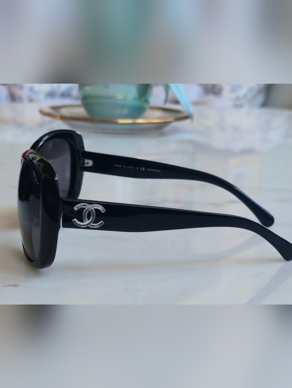 Chanel Classic Black Acetate Polarized Sunglasses - Picture 3 of 16